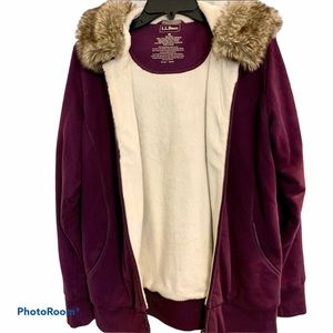 💖LL Bean Faux Fur Lined Zip Front Hoodie